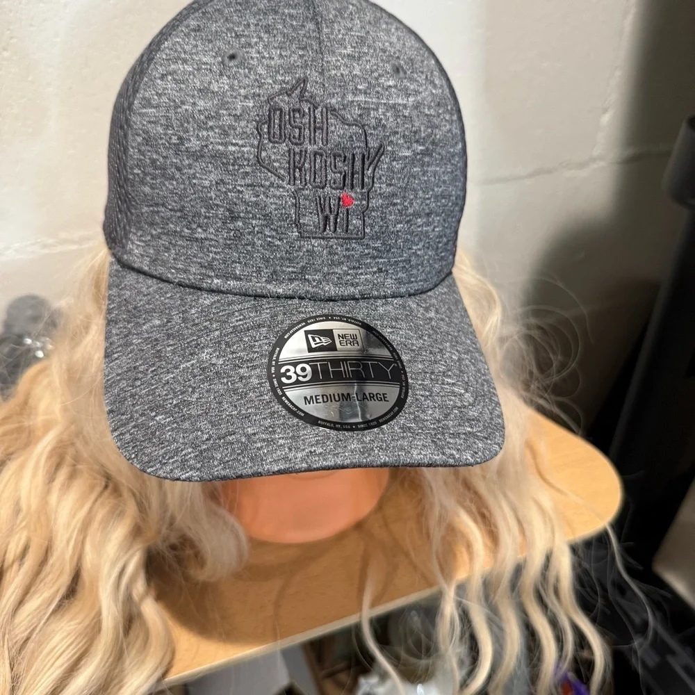 Oshkosh WI Gray Baseball hat New cap Size M/L